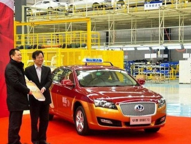 بزرگترین کارخانه خودرو سازی کره شمالی