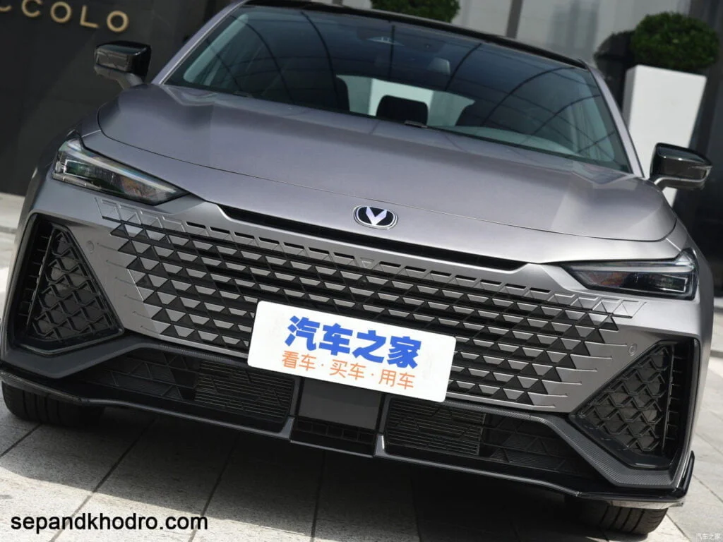 چانگان UNI-V پلاگین هیبریدی