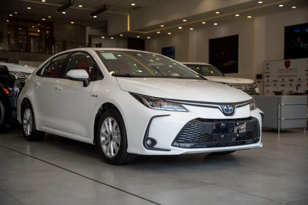 فروش اقساطی کرولا 1800 الیت